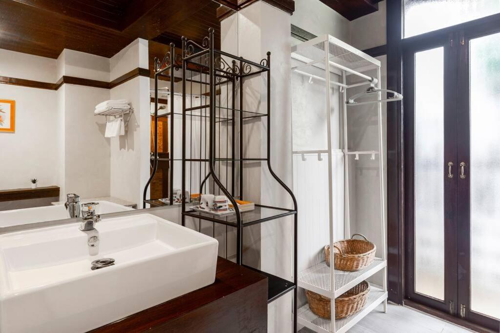 Sclass Villa & Swimming Pool , 10 Min From Airport Chiang Mai Dış mekan fotoğraf
